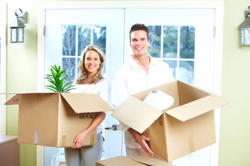 Local self storage access in Kensal Green